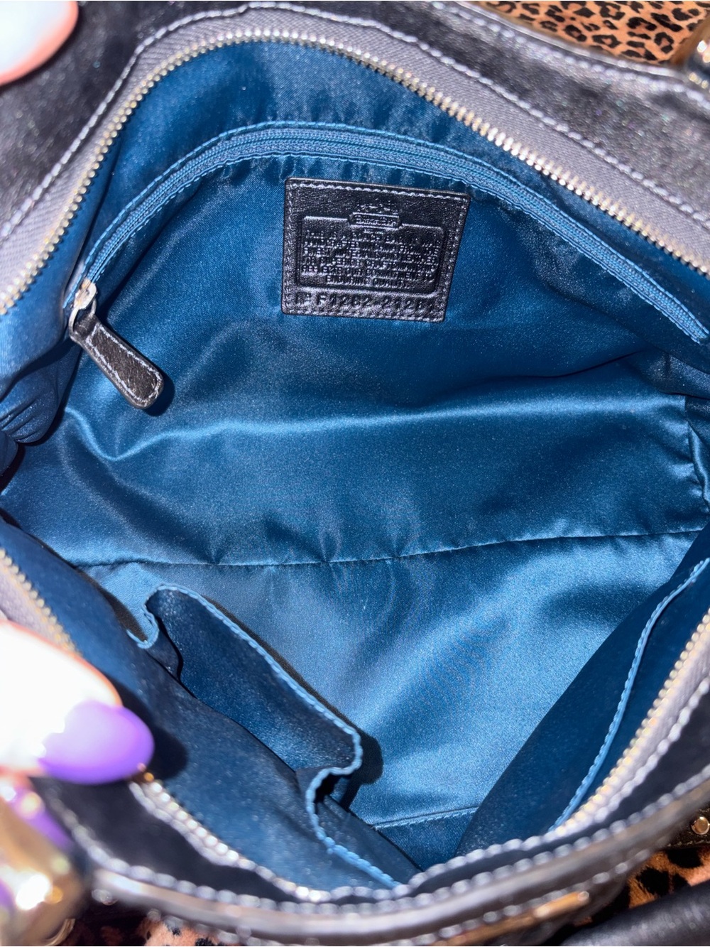 Black Coach Madison hand bag with shoulder strap - Picture 4 of 5